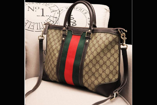 宝斯威皮革印花机个性化皮革打印解决方案