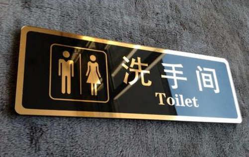 广告亚克力UV打印机好用吗？哪里有卖？