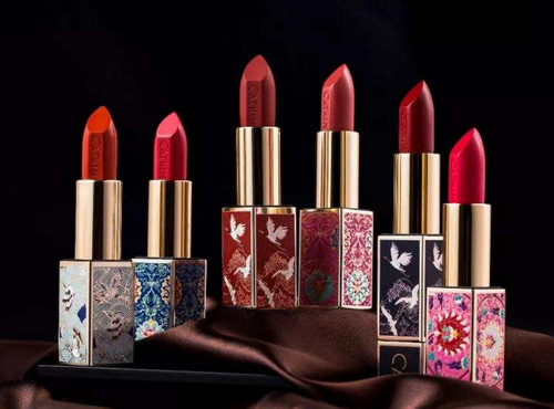 口红管怎样打印图案？口红管UV打印机口红管打印方案