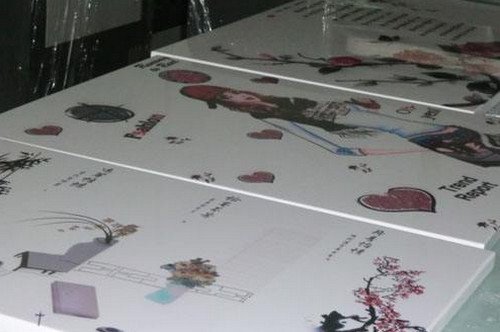 创业初期选择什么样的UV打印机比较好？