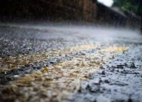 南方暴雨连绵，数码印花机如何防潮保养？